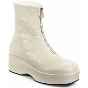 Lisa Says Gah Chloe white platform boots